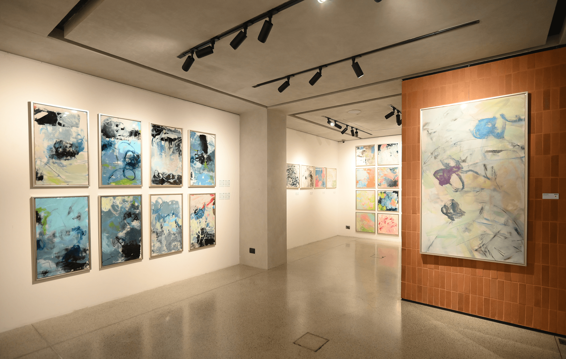 9:16 exhibition view